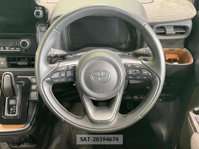Toyota SIENTA 2022-11 8363712-10