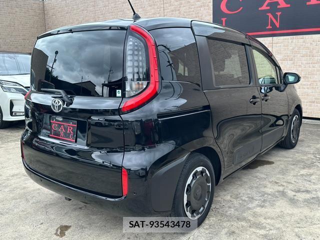 Toyota SIENTA 2023-07 8363778-2