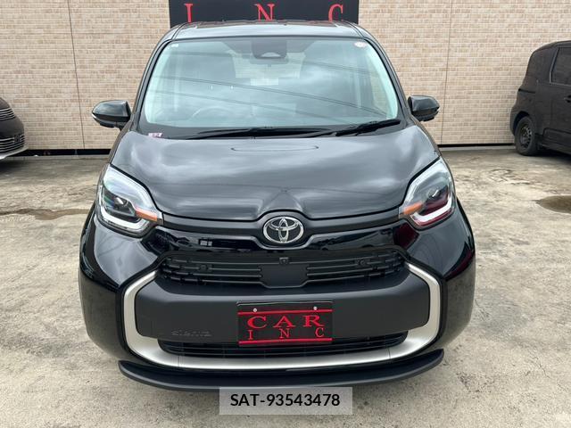 Toyota SIENTA 2023-07 8363778-3