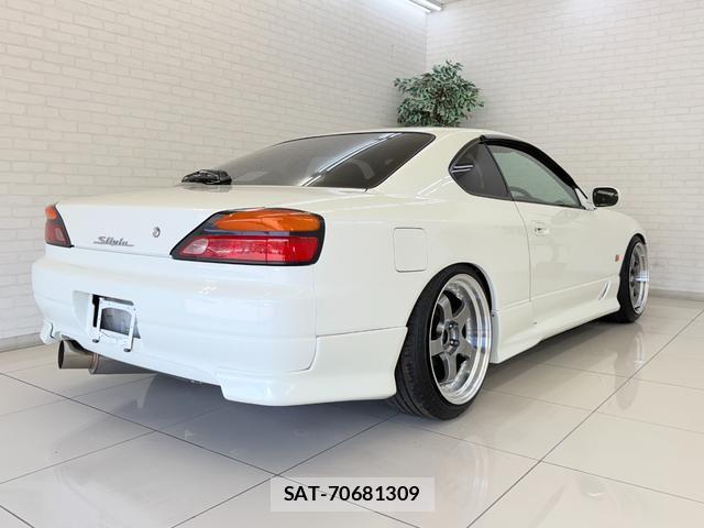 Nissan SILVIA 2001-05 8362956-1