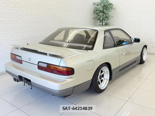 Nissan SILVIA 1991-03 8362957-1