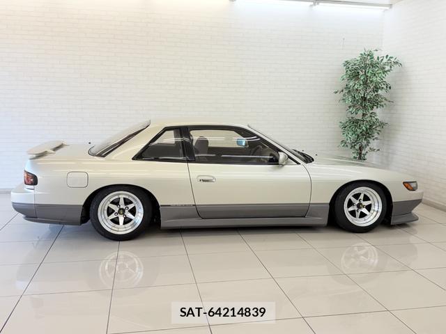 Nissan SILVIA 1991-03 8362957-3