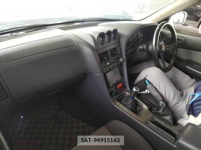 Nissan SKYLINE 1999-04 8362707-2