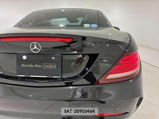 Mercedes Benz SLC 2018-04 8362850-17