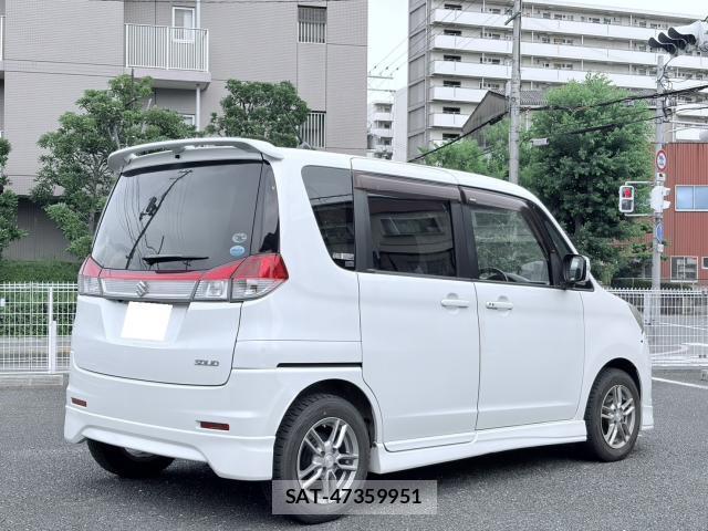 Suzuki SOLIO 2011-10 8361864-1