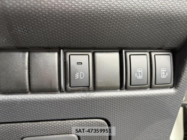 Suzuki SOLIO 2011-10 8361864-7