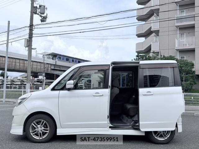 Suzuki SOLIO 2011-10 8361864-8