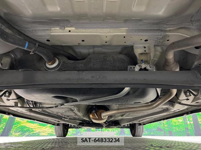 Suzuki SPACIA 2022-09 8361995-18