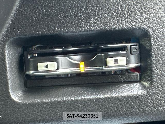 Suzuki SPACIA 2017-11 8360870-6