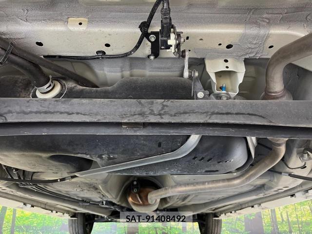 Suzuki SPACIA 2021-08 8361055-18