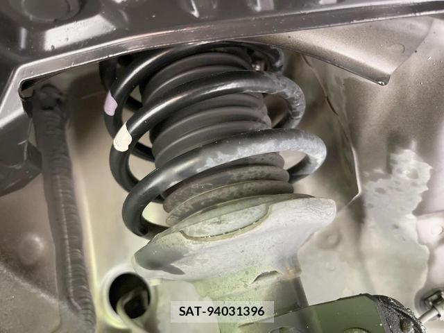 Suzuki SPACIA 2019-09 8361801-19