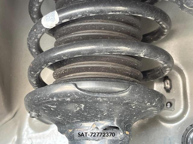 Suzuki SPACIA 2025-11 8361818-19