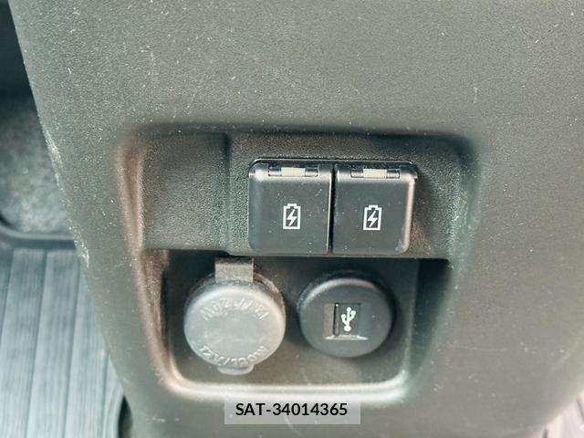 Suzuki SPACIA 2022-08 8363799-13