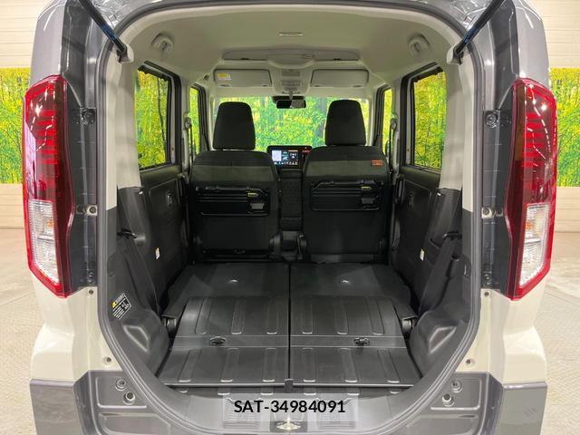 Suzuki SPACIA 2025-11 8363218-9