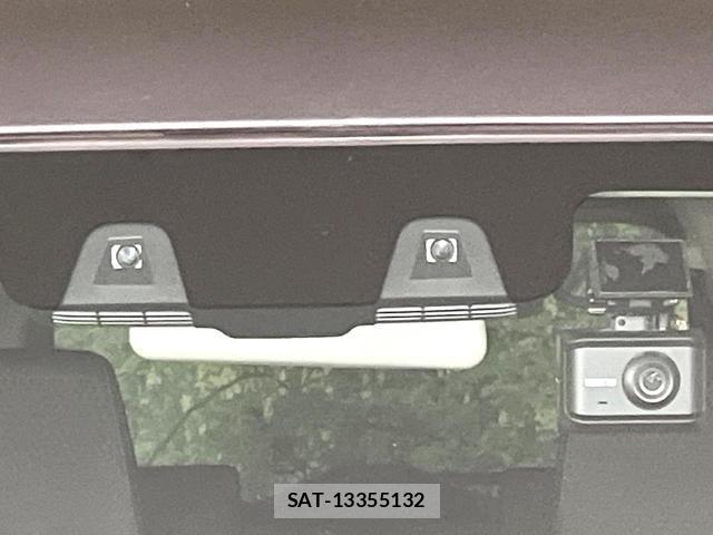 Suzuki SPACIA 2023-02 8363620-4