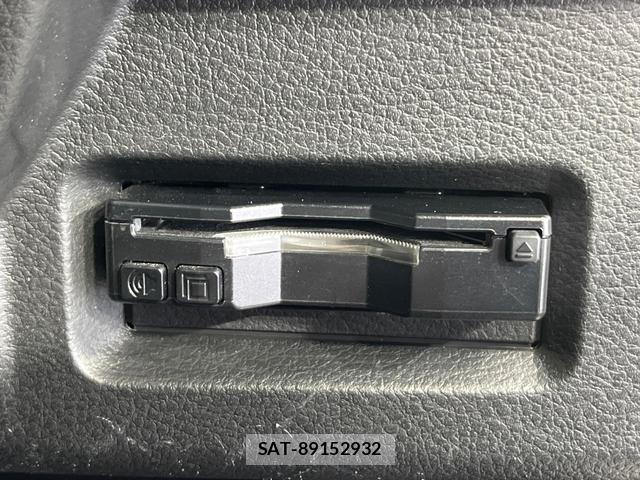 Suzuki SPACIA 2017-08 8361879-7