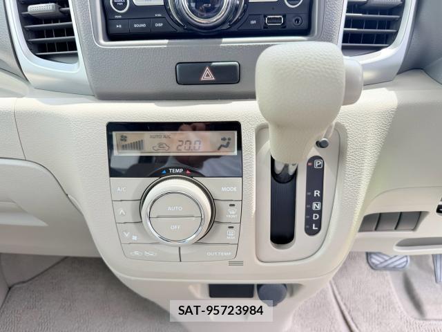 Suzuki SPACIA 2013-11 8362466-10