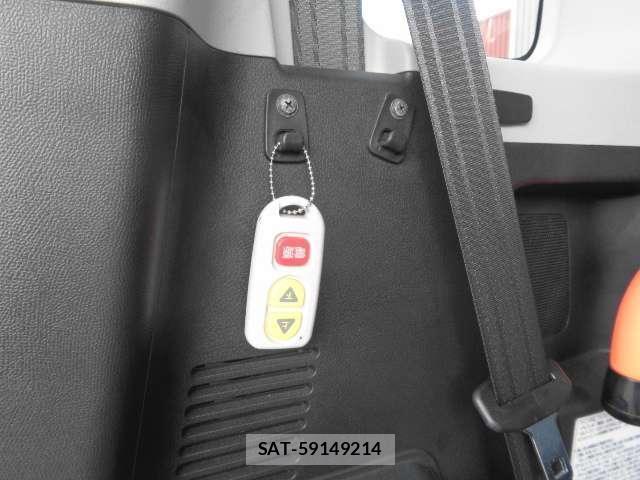 Suzuki SPACIA 2017-07 8362855-13