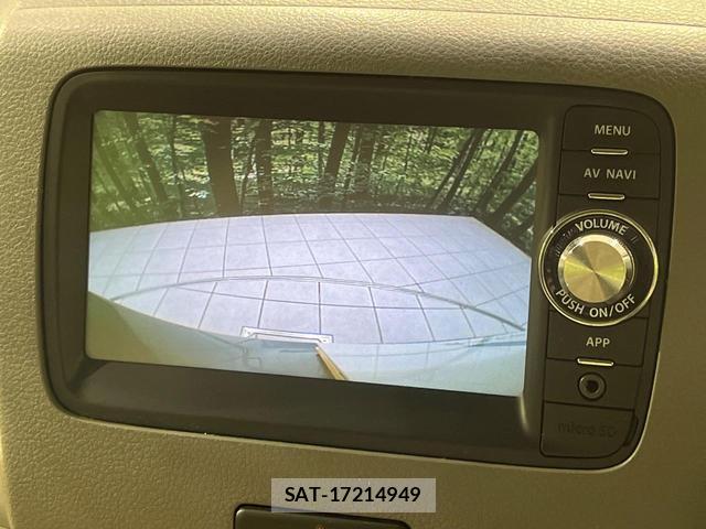Suzuki SPACIA 2013-12 8363163-4