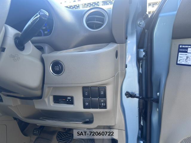 Suzuki SPACIA 2014-01 8363504-12