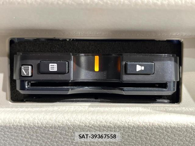 Suzuki SPACIA 2017-12 8363673-5