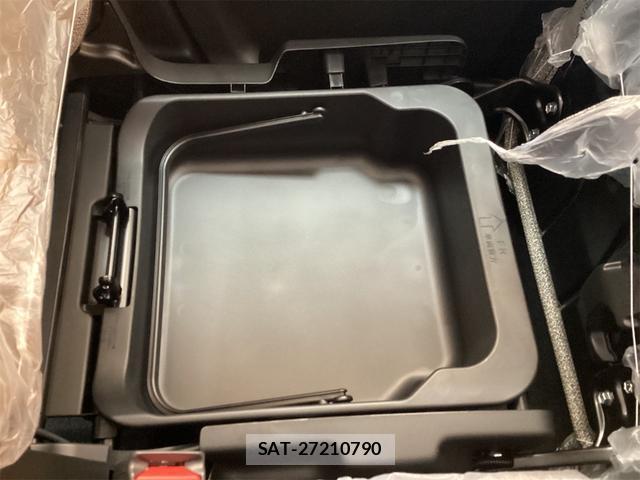 Suzuki SPACIA 2025-12 8363732-17