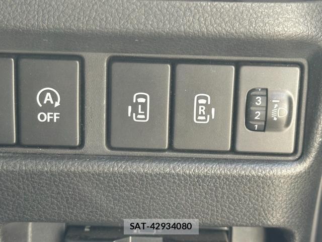 Suzuki SPACIA 2021-02 8363805-9
