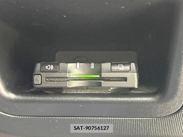 Toyota SPADE 2015-09 8361492-6