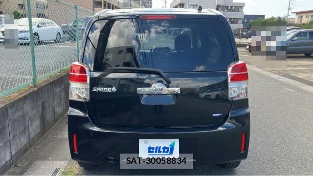 Toyota SPADE 2013-08 8362272-1