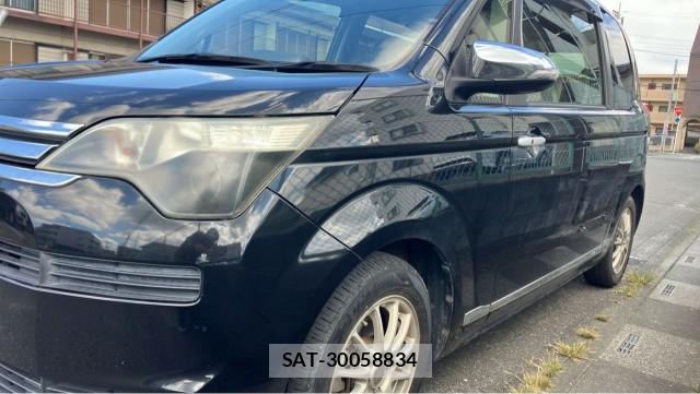 Toyota SPADE 2013-08 8362272-3