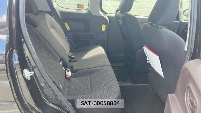 Toyota SPADE 2013-08 8362272-6
