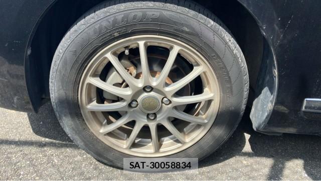 Toyota SPADE 2013-08 8362272-8