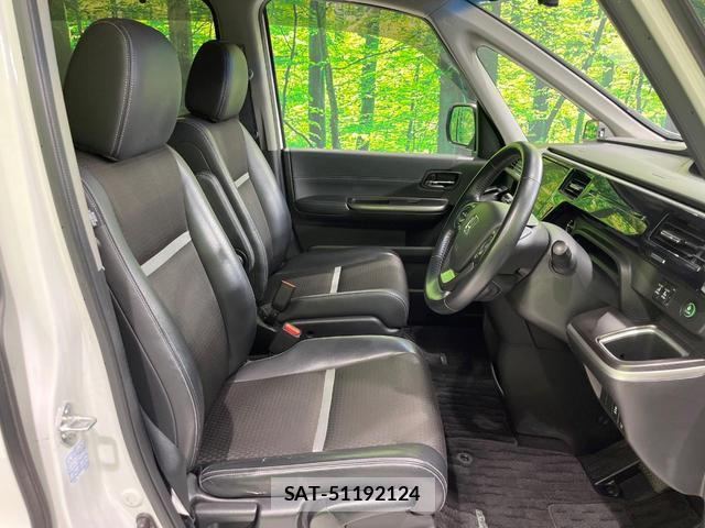 Honda e 2021-03 8360503-7