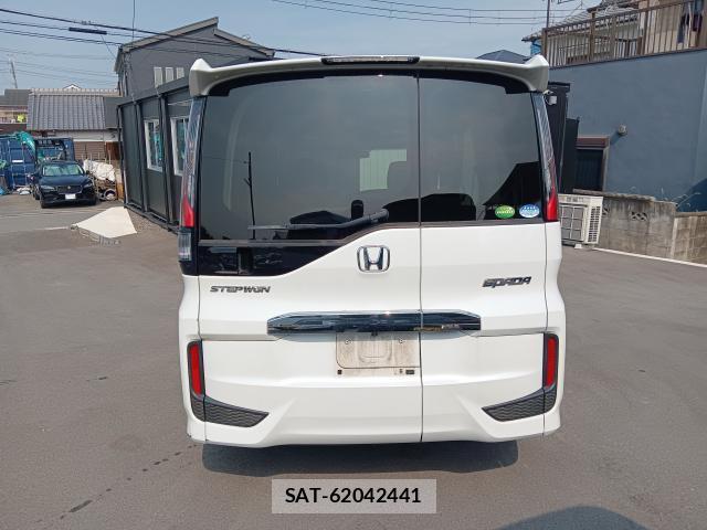 Honda e 2018-01 8360611-5