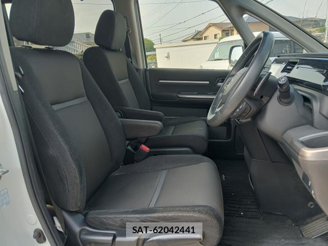 Honda e 2018-01 8360611-8