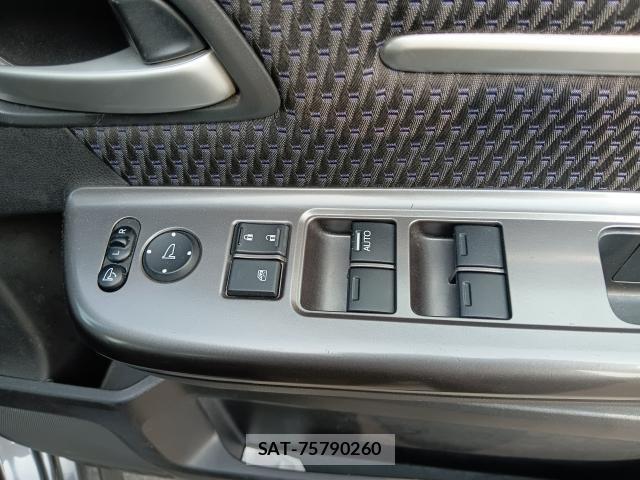 Honda e 2015 8360612-16