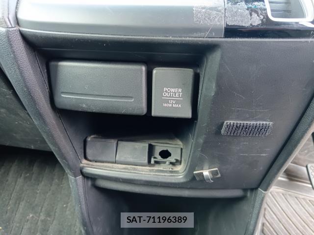 Honda e 2018 8360613-18