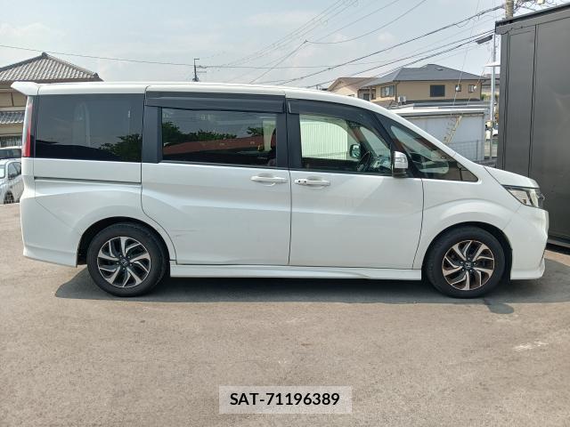Honda e 2018 8360613-3