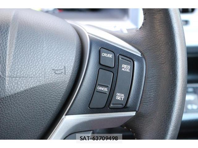 Honda e 2012-09 8360957-10