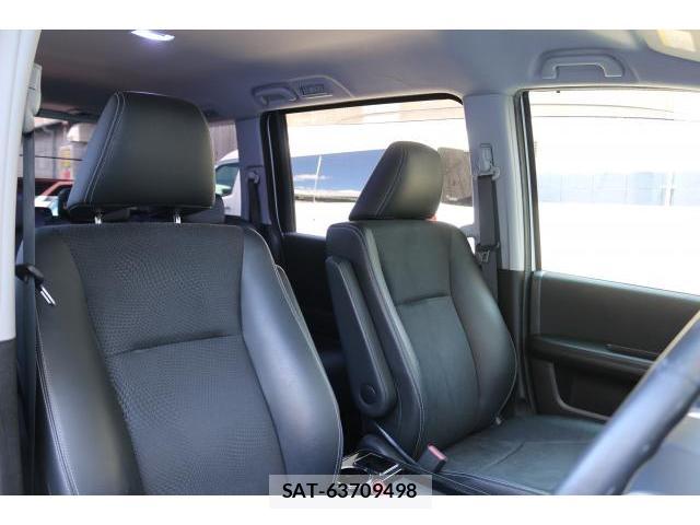 Honda e 2012-09 8360957-5
