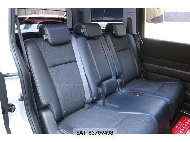 Honda e 2012-09 8360957-6