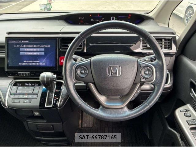 Honda e 2015-09 8361153-2