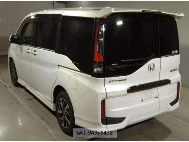 Honda e 2017-09 8361155-4