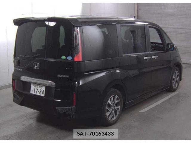 Honda e 2016-07 8361194-4