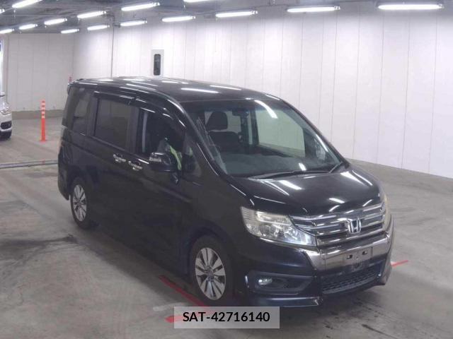 Honda e 2013-10 8361226-0