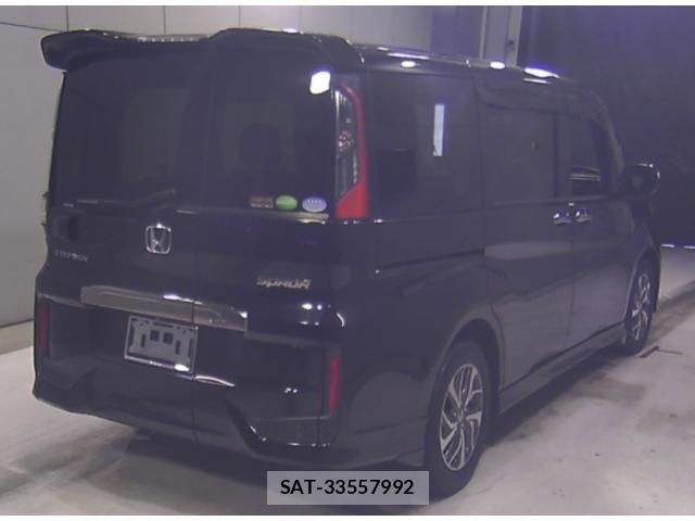 Honda e 2015-08 8361247-1