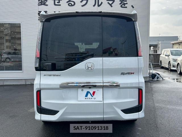 Honda e 2021-08 8361482-15