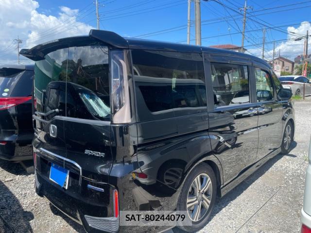 Honda e 2018-02 8361698-12