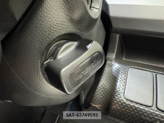 Honda e 2013-03 8361965-14
