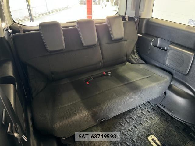 Honda e 2013-03 8361965-9